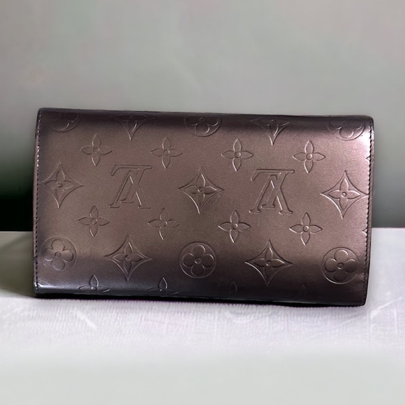 Louis Vuitton Vernis Monogram Sarah full-size long wallet pewter color (auth) - Picture 2 of 6